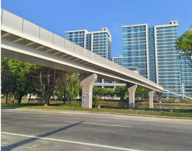 昆山巴城梧桐創(chuàng)新谷道路景觀(guān)提升工程（人行橋、塔基路橋、金鳳凰路一號(hào)橋、金鳳凰路二號(hào)橋、毛許路橋）順利完工